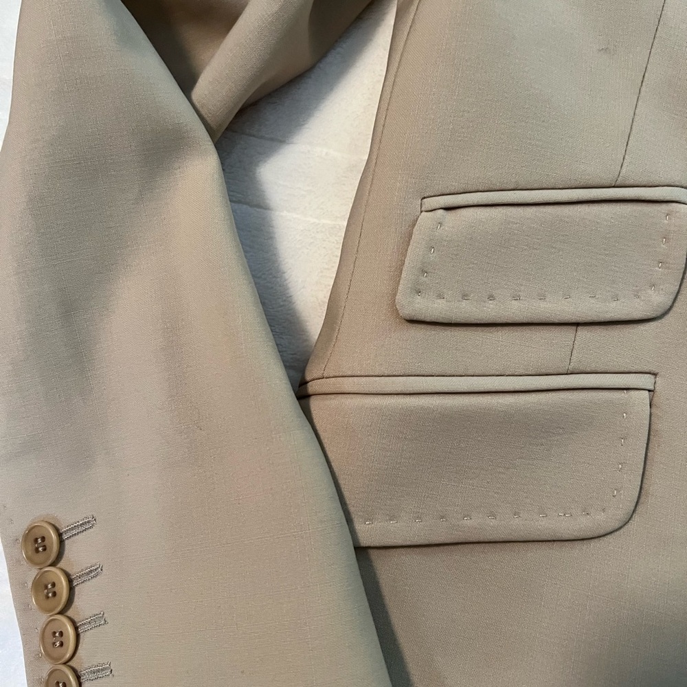 Women’s suit jacket